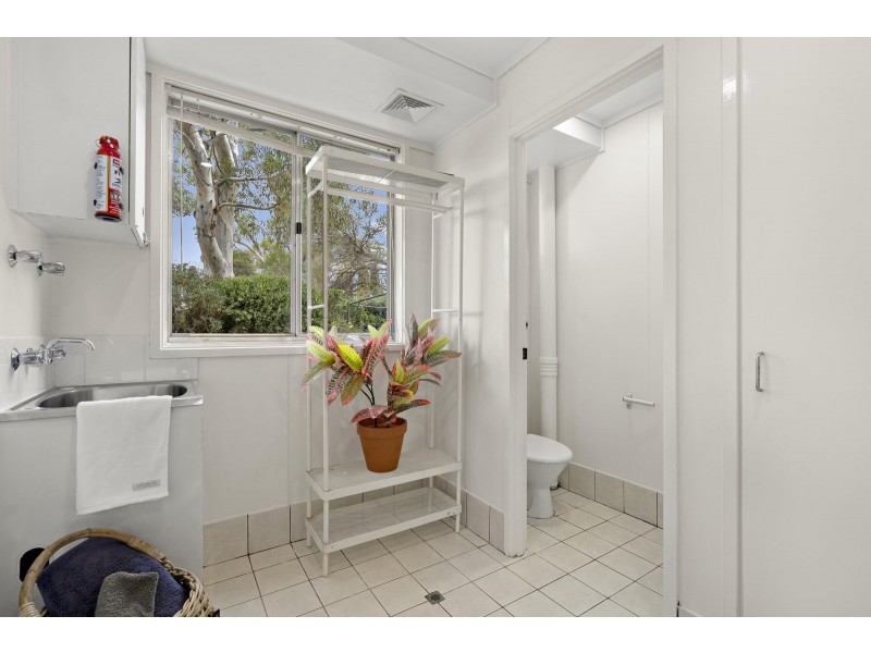 6 Kelsall Place, Spence ACT 2615
