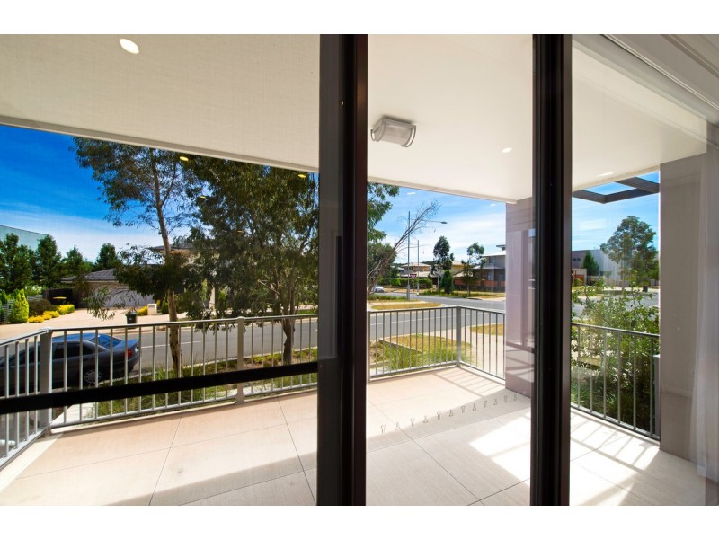 2/48 Abena Avenue, Crace ACT 2911