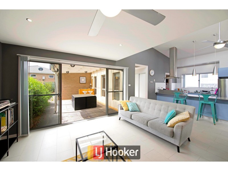 35 Paquita Street, Forde ACT 2914