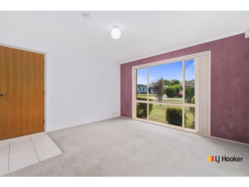 12 Elyard Street, Dunlop ACT 2615