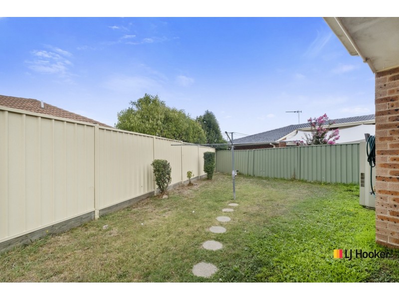 12 Elyard Street, Dunlop ACT 2615