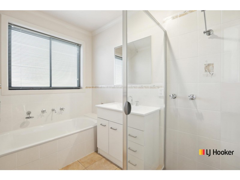 6/136 Kerrigan Street, Dunlop ACT 2615