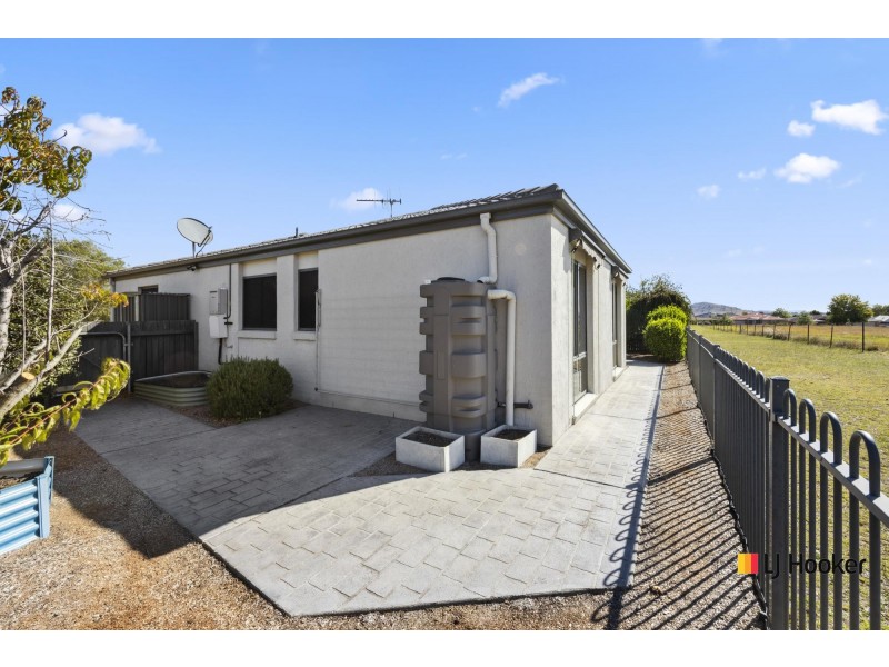 6/136 Kerrigan Street, Dunlop ACT 2615