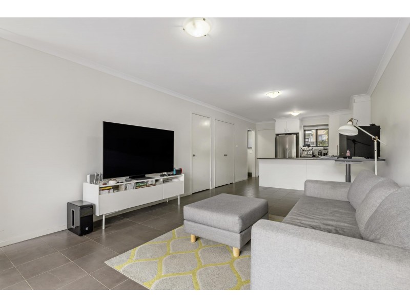 11/293 Flemington Road, Franklin ACT 2913