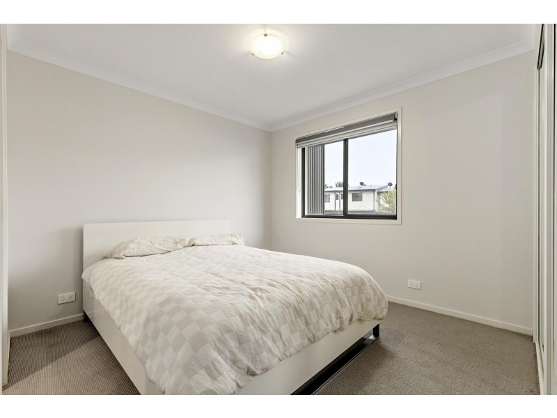 11/293 Flemington Road, Franklin ACT 2913