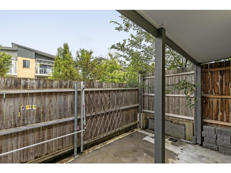 11/293 Flemington Road, Franklin ACT 2913