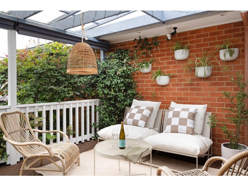 9 Lachlan Street, Macquarie ACT 2614