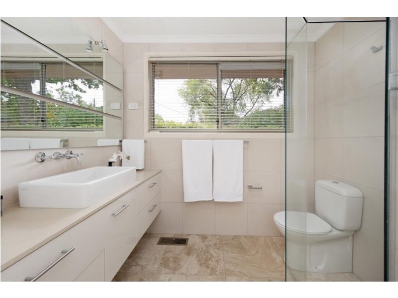 9 Lachlan Street, Macquarie ACT 2614