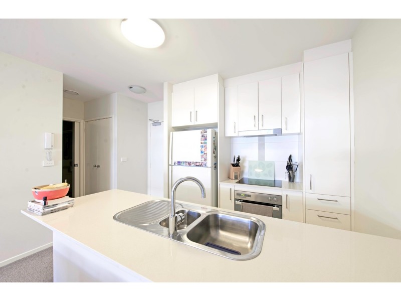 4/4 Thadoona Street, Crace ACT 2911