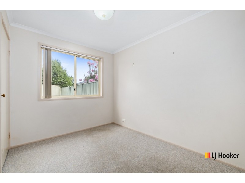 12 Elyard Street, Dunlop ACT 2615