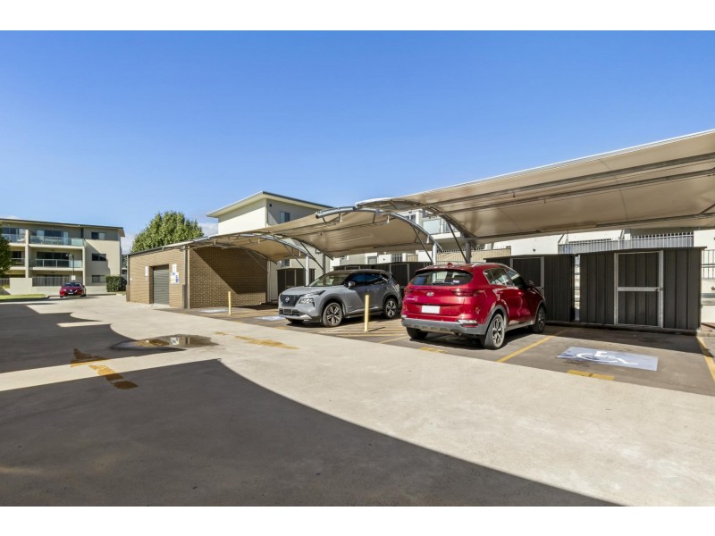 104/104 Henry Kendall Street, Franklin ACT 2913