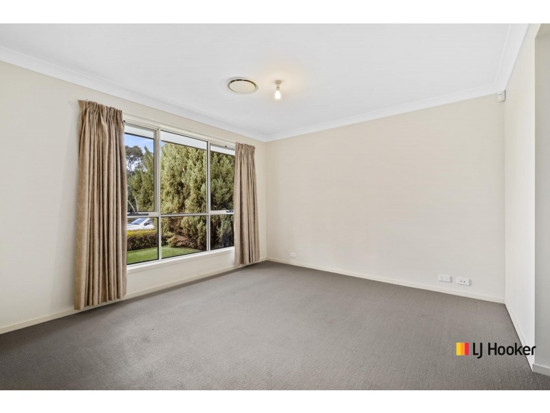79 Donald Horne Circuit, Franklin ACT 2913
