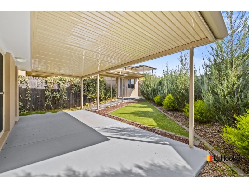 79 Donald Horne Circuit, Franklin ACT 2913