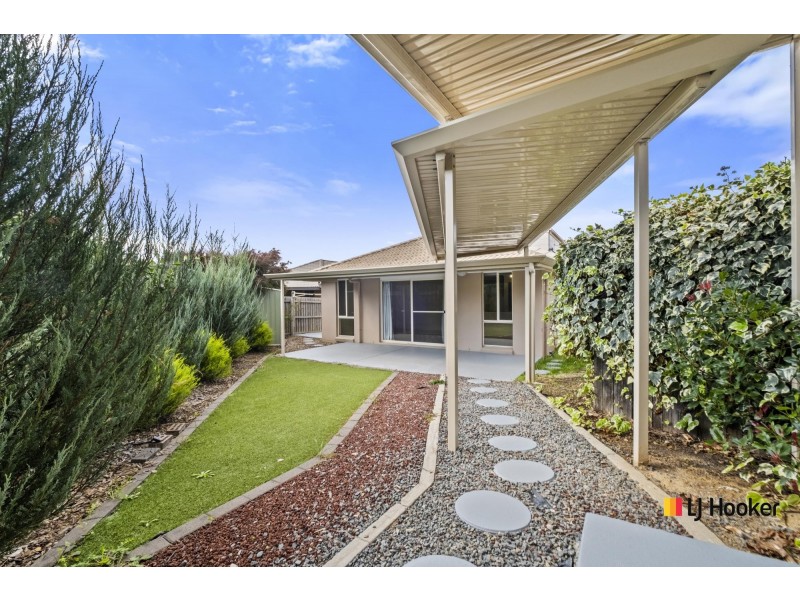 79 Donald Horne Circuit, Franklin ACT 2913