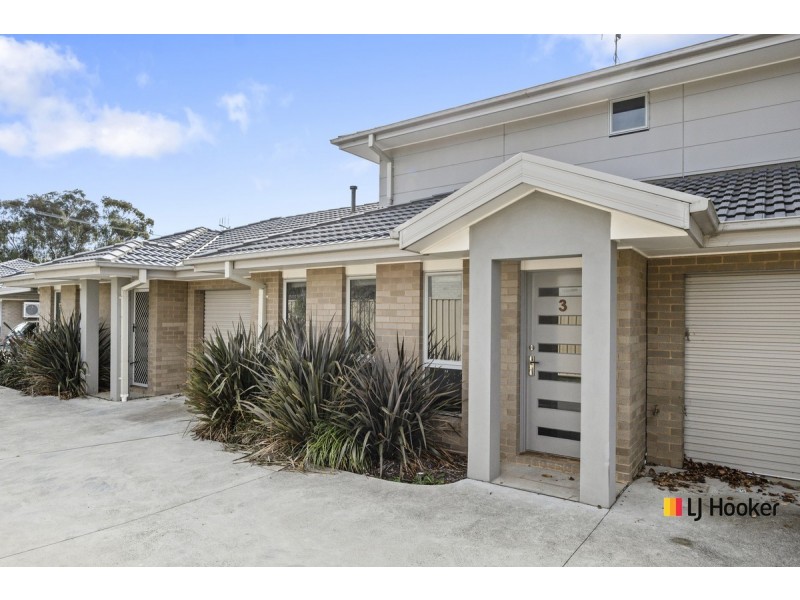 3/9 Houghton Place, Spence ACT 2615