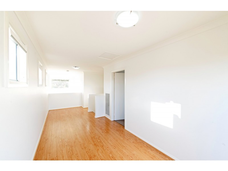 1/30 Tom Nicholas Crescent, Forde ACT 2914