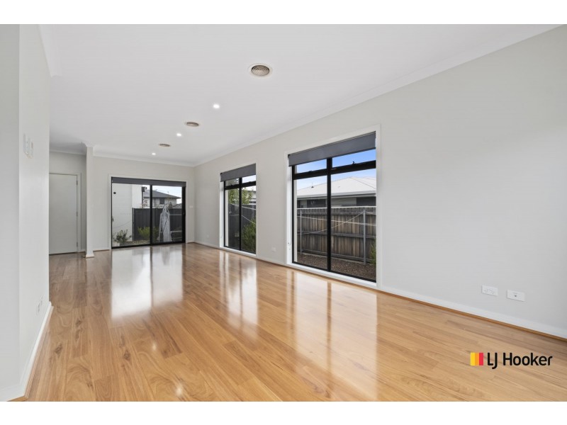 6/97 Lionel Rose Street, Holt ACT 2615