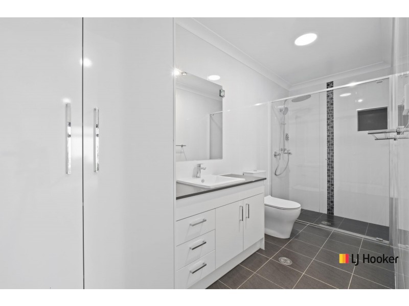 6/97 Lionel Rose Street, Holt ACT 2615