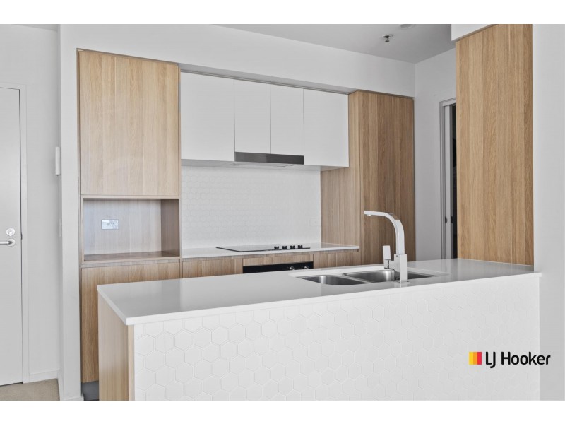 166/1 Anthony Rolfe Avenue, Gungahlin ACT 2912