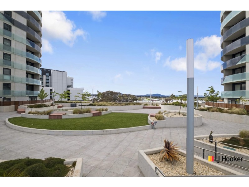 166/1 Anthony Rolfe Avenue, Gungahlin ACT 2912