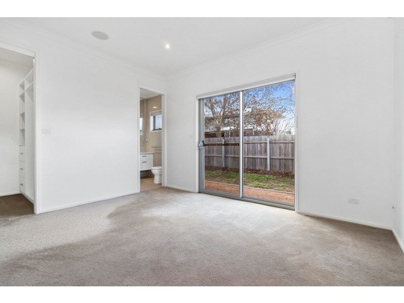 12 Barratta Street, Crace ACT 2911