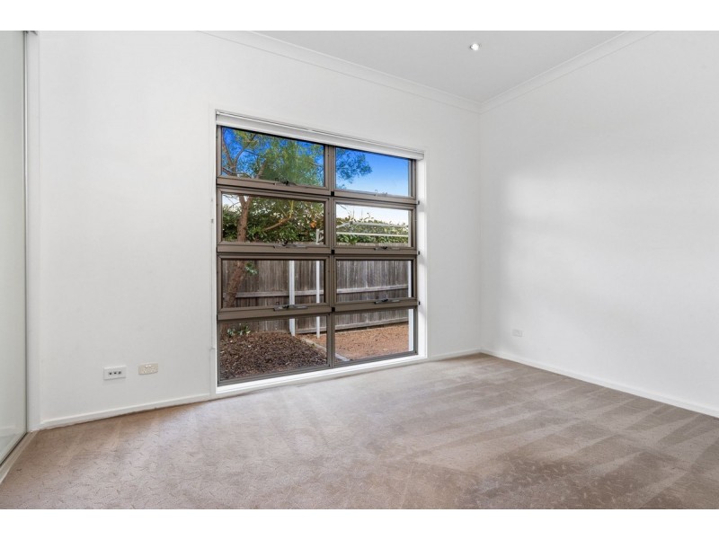 12 Barratta Street, Crace ACT 2911
