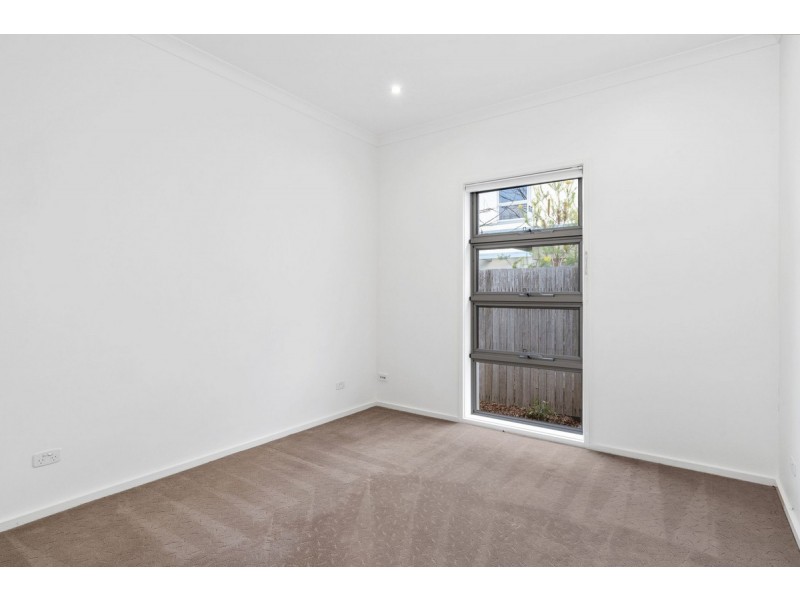 12 Barratta Street, Crace ACT 2911