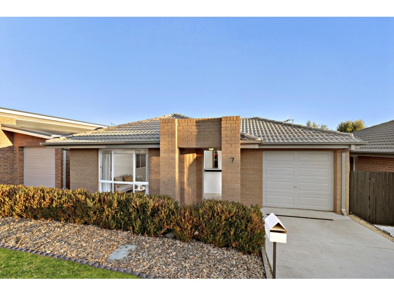 7 Gulwan Street, Ngunnawal ACT 2913
