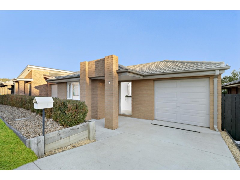 7 Gulwan Street, Ngunnawal ACT 2913
