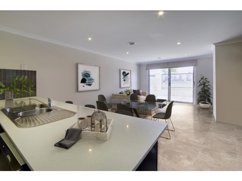 17/10 Charles Perkins Circuit, Bonner ACT 2914