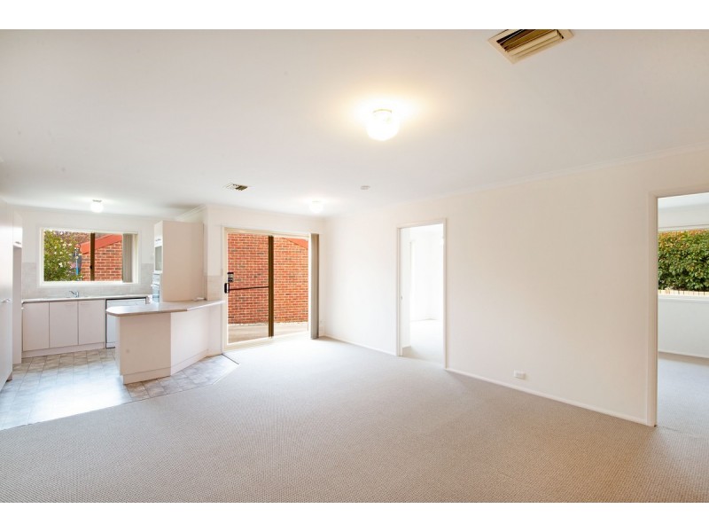 65 Freda Bennett Circuit, Nicholls ACT 2913