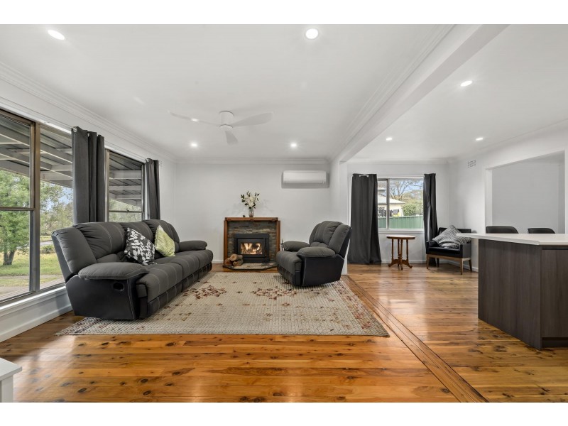 6 Shantalla Crescent, Yass NSW 2582