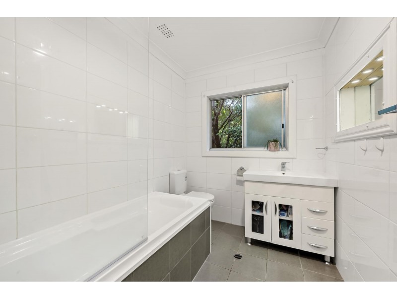 6 Shantalla Crescent, Yass NSW 2582