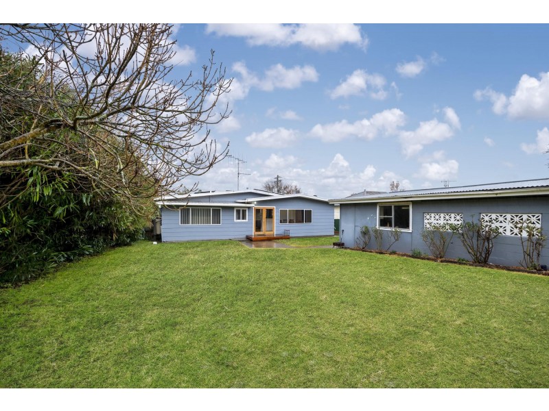 6 Shantalla Crescent, Yass NSW 2582