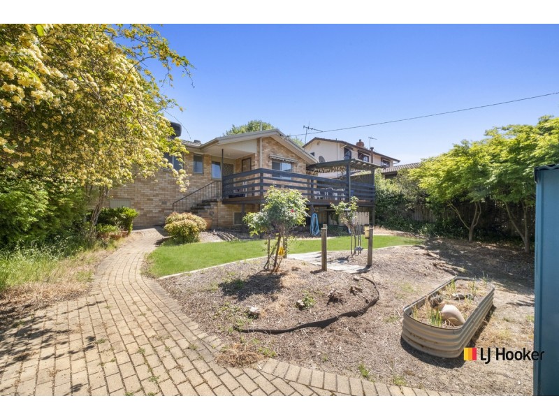 13 Parker Street, Curtin ACT 2605