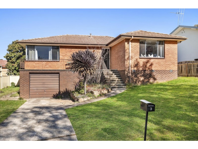 3 Bathurst Place, Macquarie ACT 2614