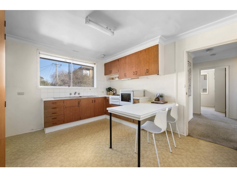 3 Bathurst Place, Macquarie ACT 2614