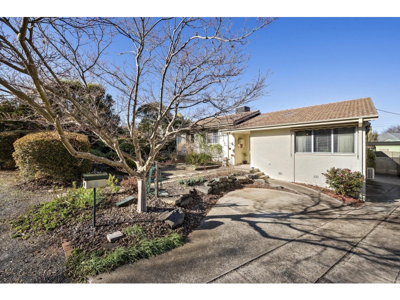 4 Treharne Place, Melba ACT 2615