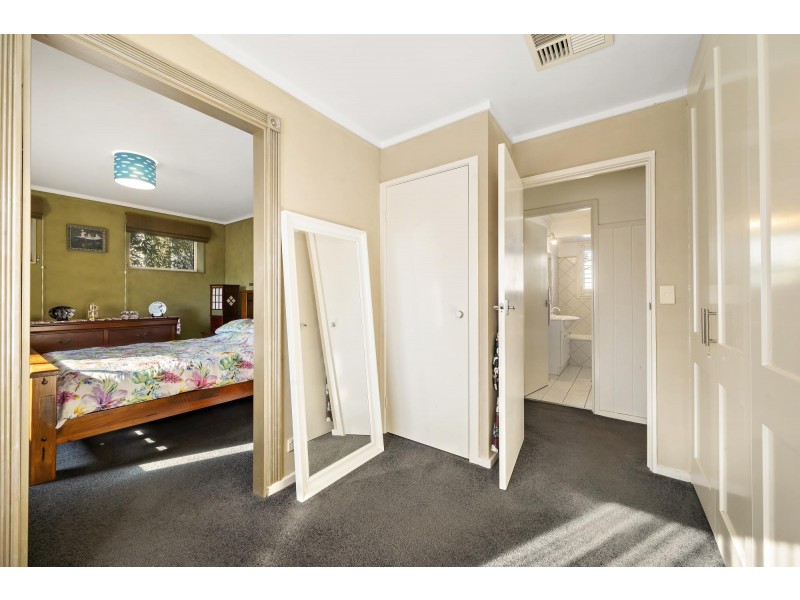 4 Treharne Place, Melba ACT 2615