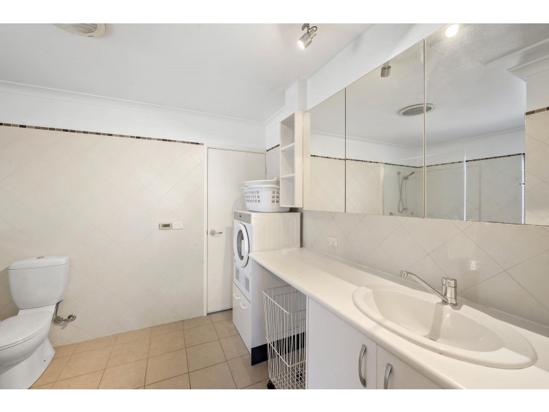 4 Treharne Place, Melba ACT 2615