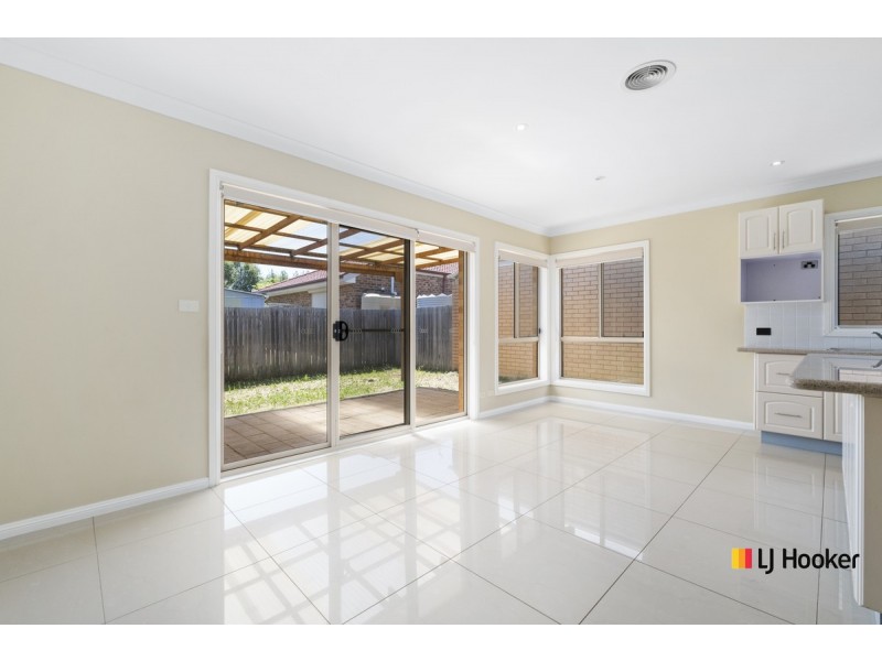 5 Wombeyan Street, Harrison ACT 2914