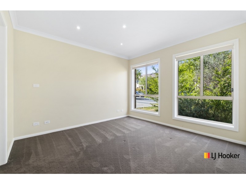 5 Wombeyan Street, Harrison ACT 2914