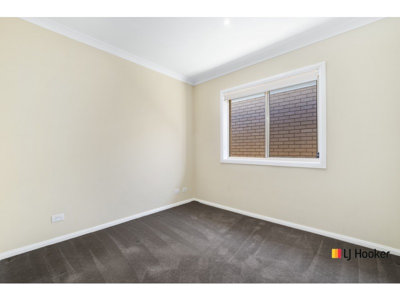 5 Wombeyan Street, Harrison ACT 2914