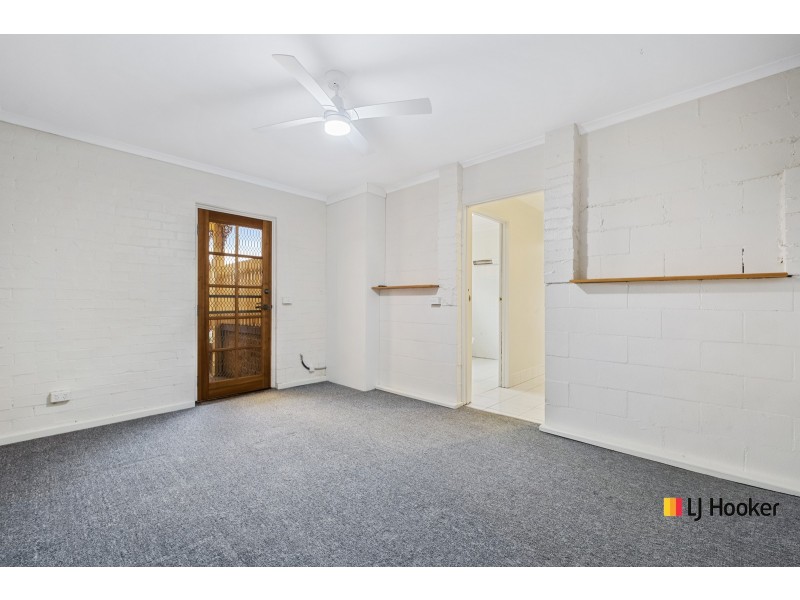 39 Callaway Crescent, Gordon ACT 2906