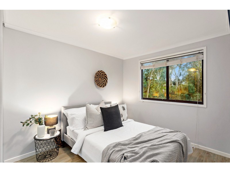 2/12 Nimmitabel Street, Queanbeyan West NSW 2620