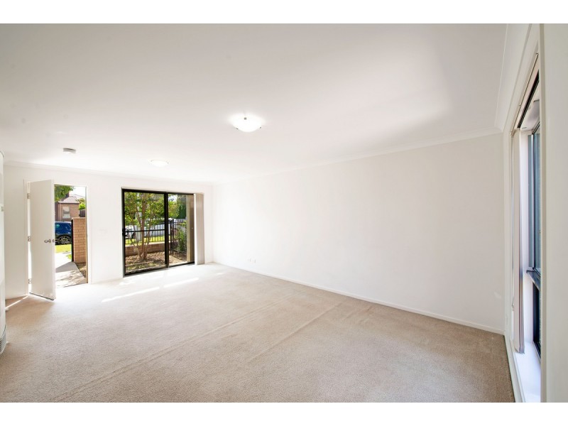 98 Oodgeroo Avenue, Franklin ACT 2913