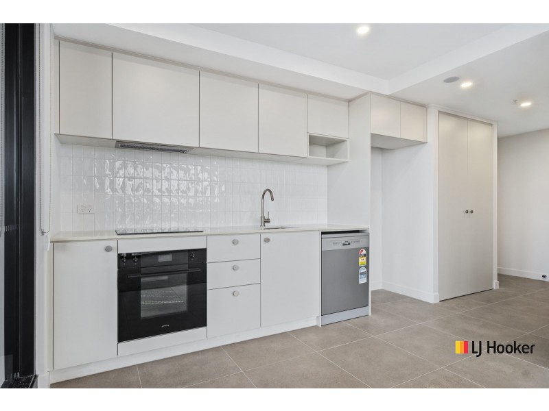 2102/2 Furzer Street, Phillip ACT 2606