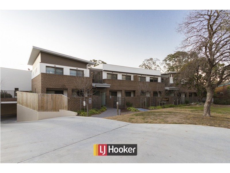 8/25 Owen Crescent, Lyneham ACT 2602