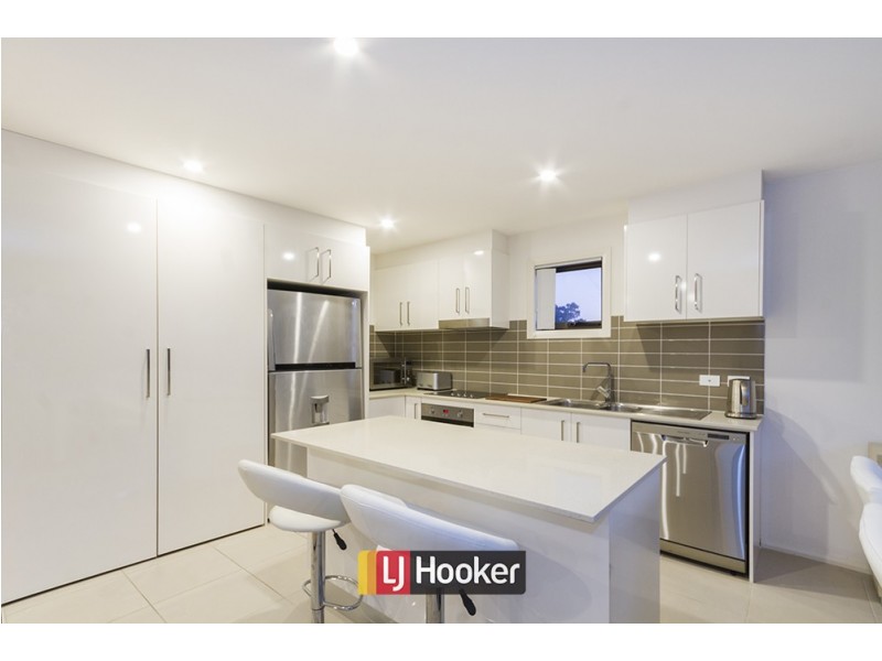 8/25 Owen Crescent, Lyneham ACT 2602
