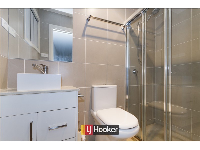 8/25 Owen Crescent, Lyneham ACT 2602